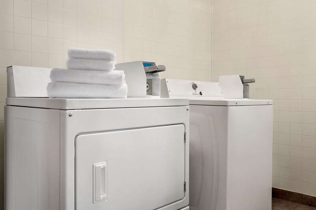 Days Inn by Wyndham Fort Collins - photo 32