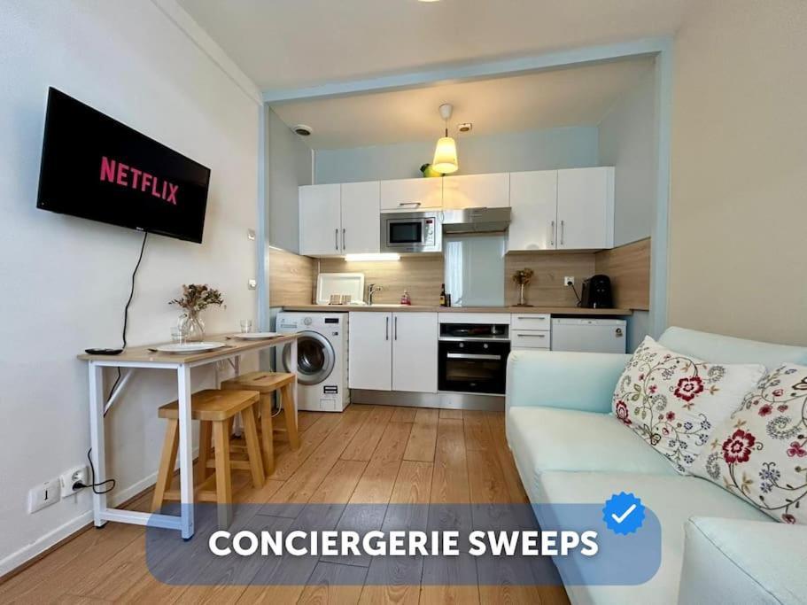 Centre 80’m du Marche 2 Pers in Fontainebleau, France