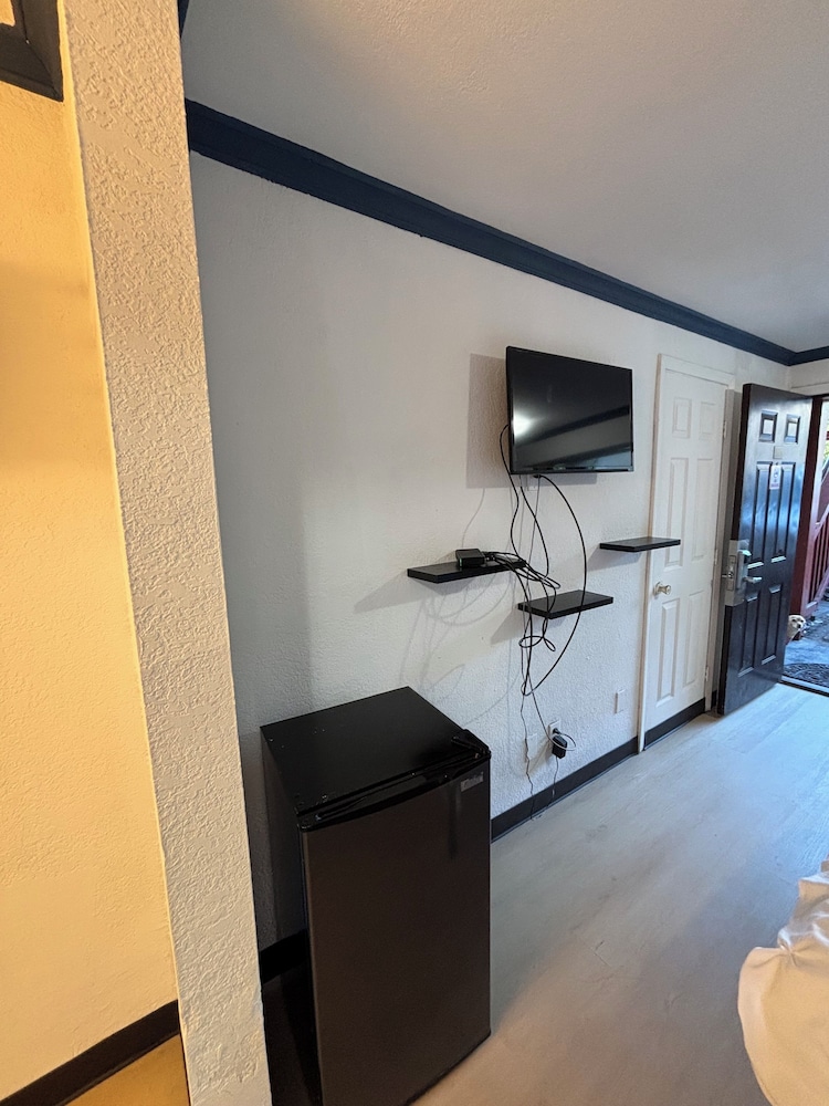 Jet Inn Motel - photo 13