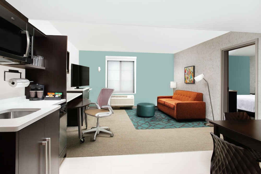Home2 Suites by Hilton Long Island Brookhaven - photo 13