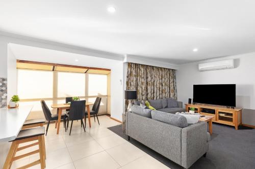City Four Apartment — 4-Star Luxury Hotel in Mount Gambier, Australia