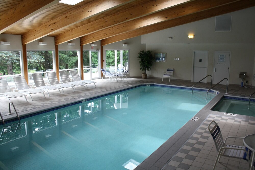 AppleCreek Resort Hotel & Suites - carbon neutral hotel in Ephraim