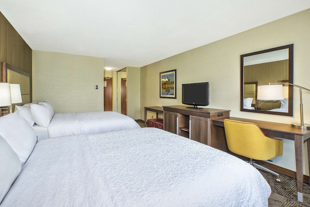 Hampton Inn Hotel Detroit Belleville Airport Area - photo 10