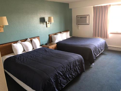 AmericInn Motel Monticello - photo 2