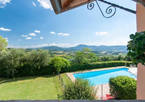 Agriturismo Il Poggio Casa Rosa — 4-Star Luxury Hotel in Umbertide, Italy