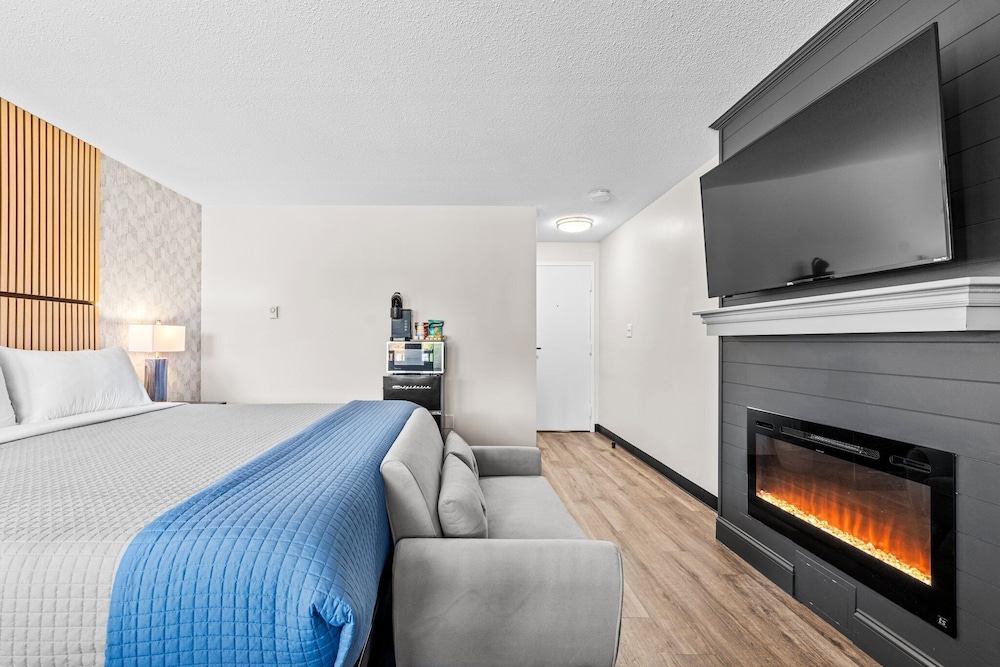Green Harbor Hotel - photo 20