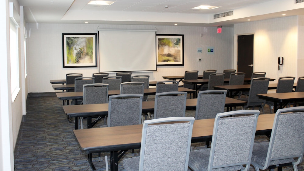 Holiday Inn Express & Suites Jacksonville W I295 and I10 by IHG - photo 41
