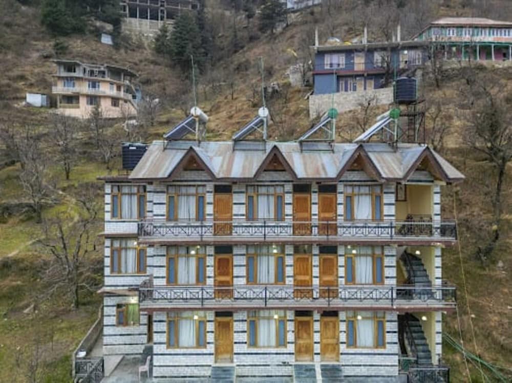 Hotel Sumeera Inn - last minute hotel in Manali