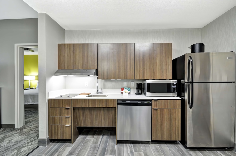 Homewood Suites by Hilton Tyler - photo 14