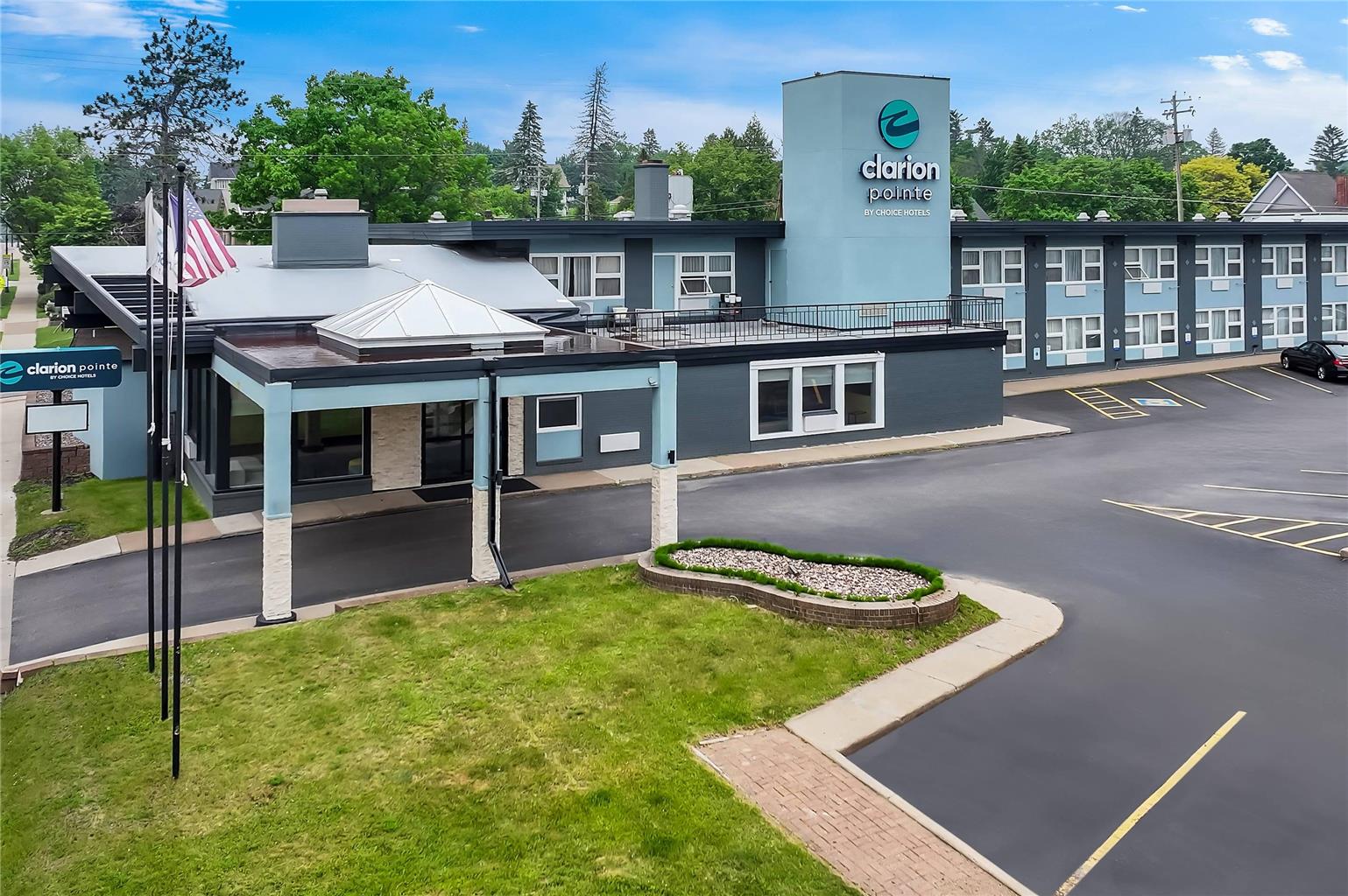 Clarion Pointe Rhinelander Downtown - photo 8