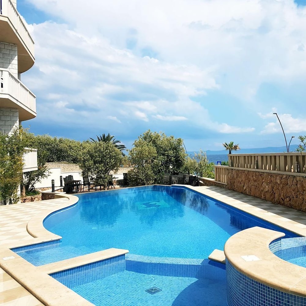 Hotel Villa Dzamonja in Bol, Croatia