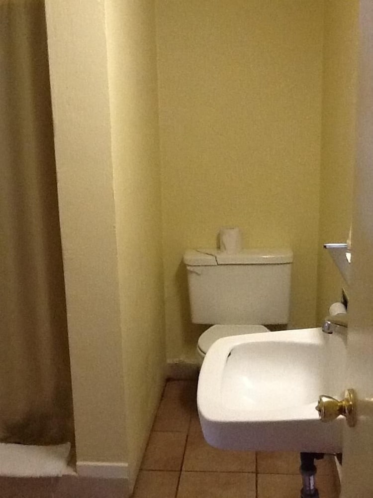 Snowy River Inn - photo 22