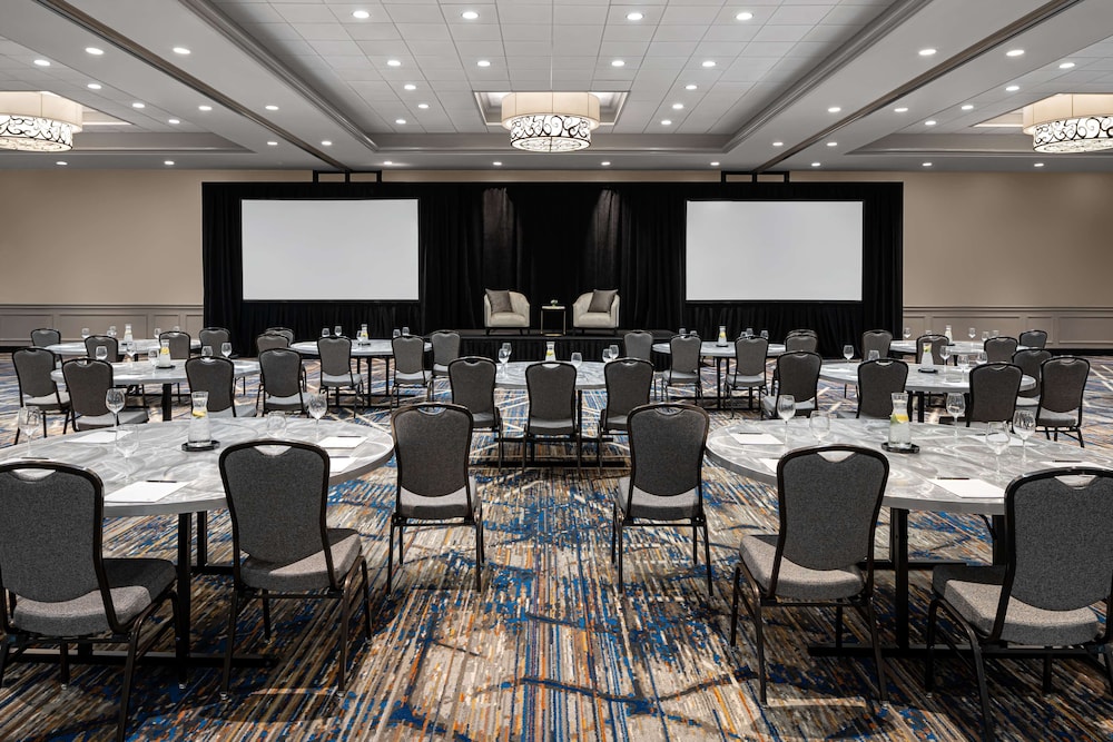 The Alloy King of Prussia a DoubleTree by Hilton - photo 65