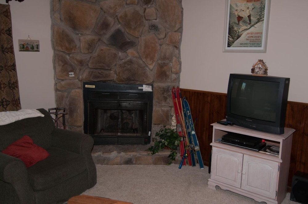 Herzwoods D304 — Davis