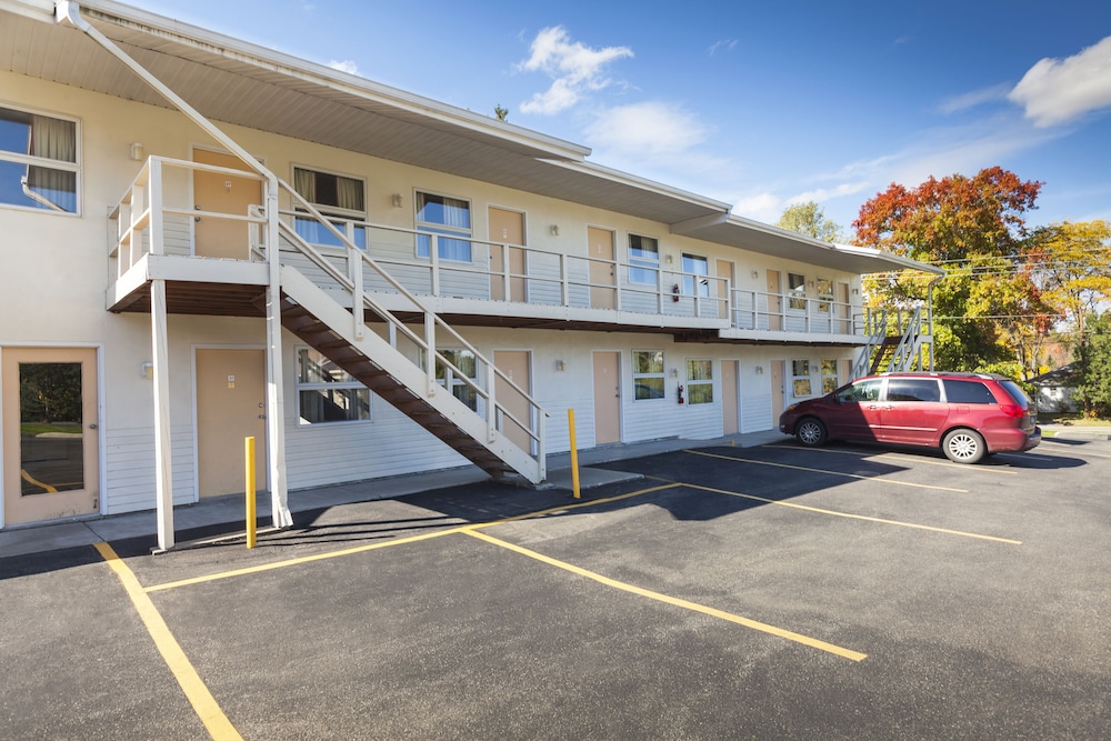 The Springwater Inn - photo 25