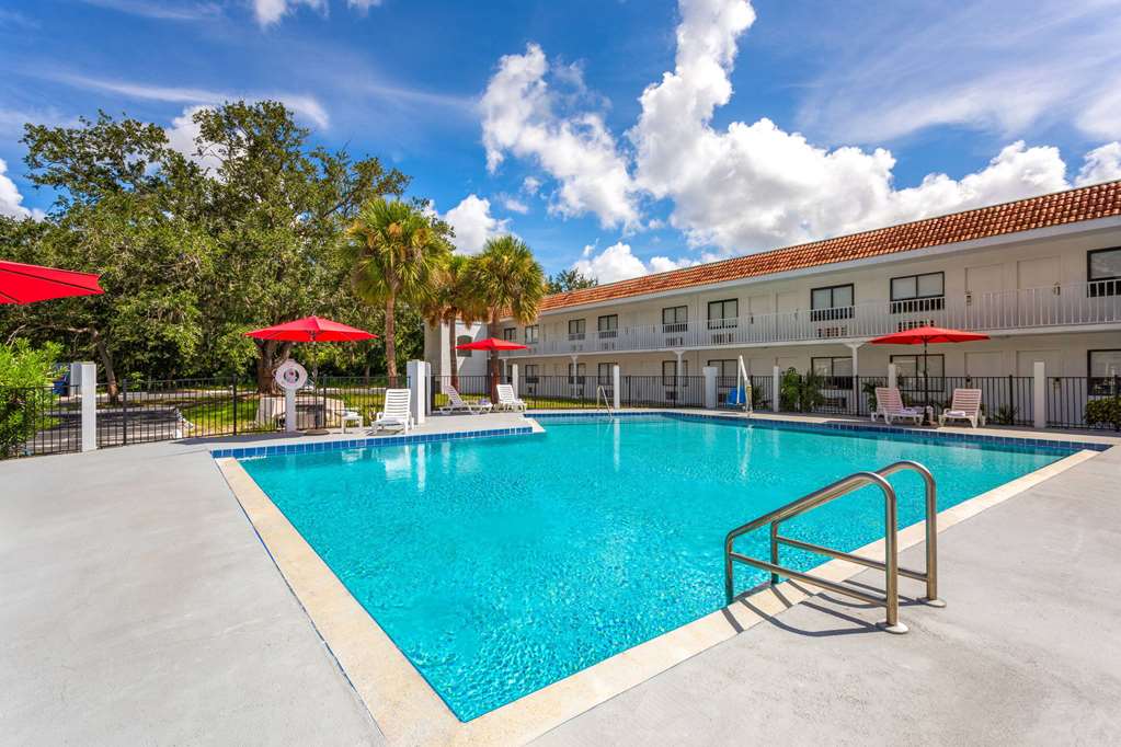 Travelodge by Wyndham Orlando Lake Buena Vista S - photo 11