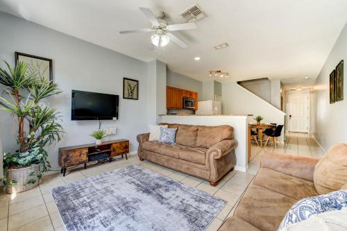 Comfy Townhome Minutes from Disney in Orlando, United States