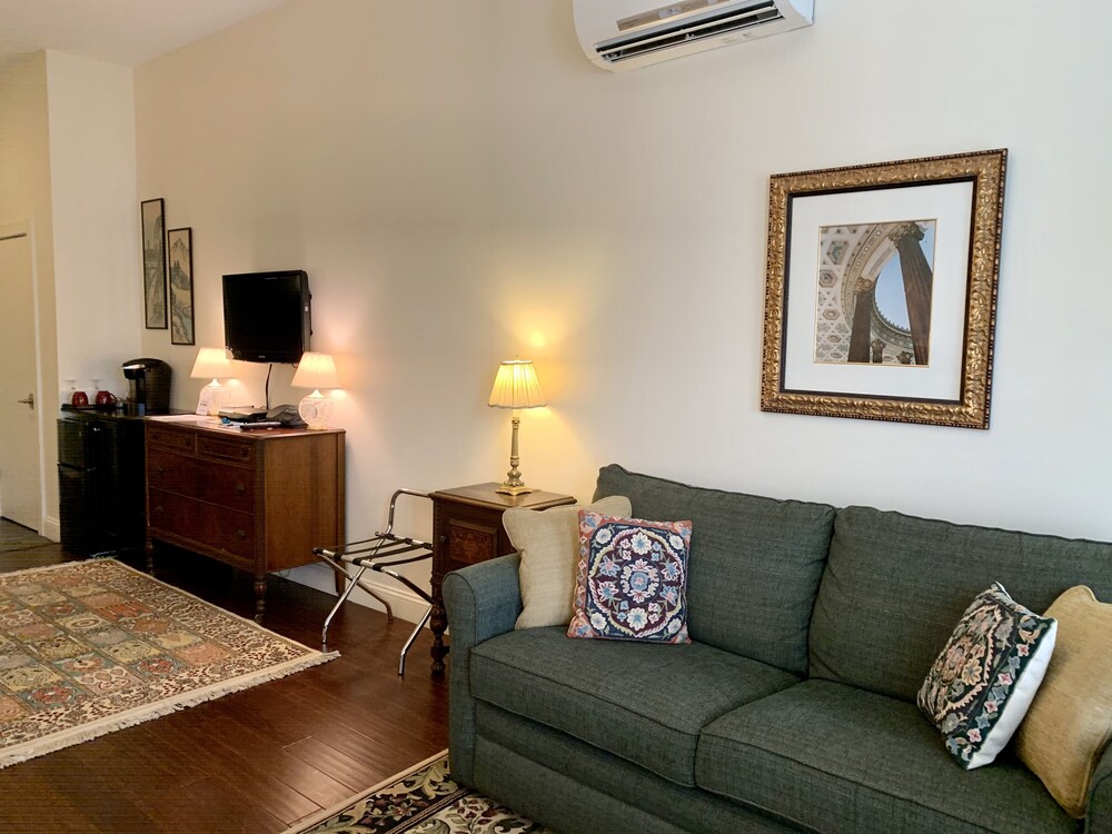 The Barrington - photo 47
