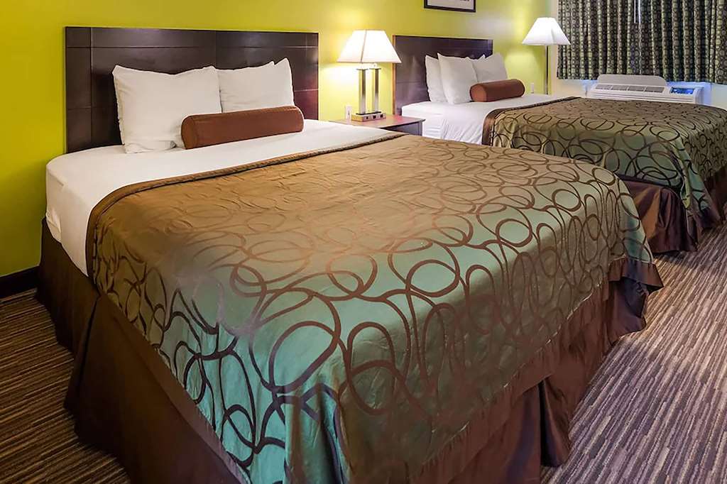 Days Inn by Wyndham Round Rock - photo 12