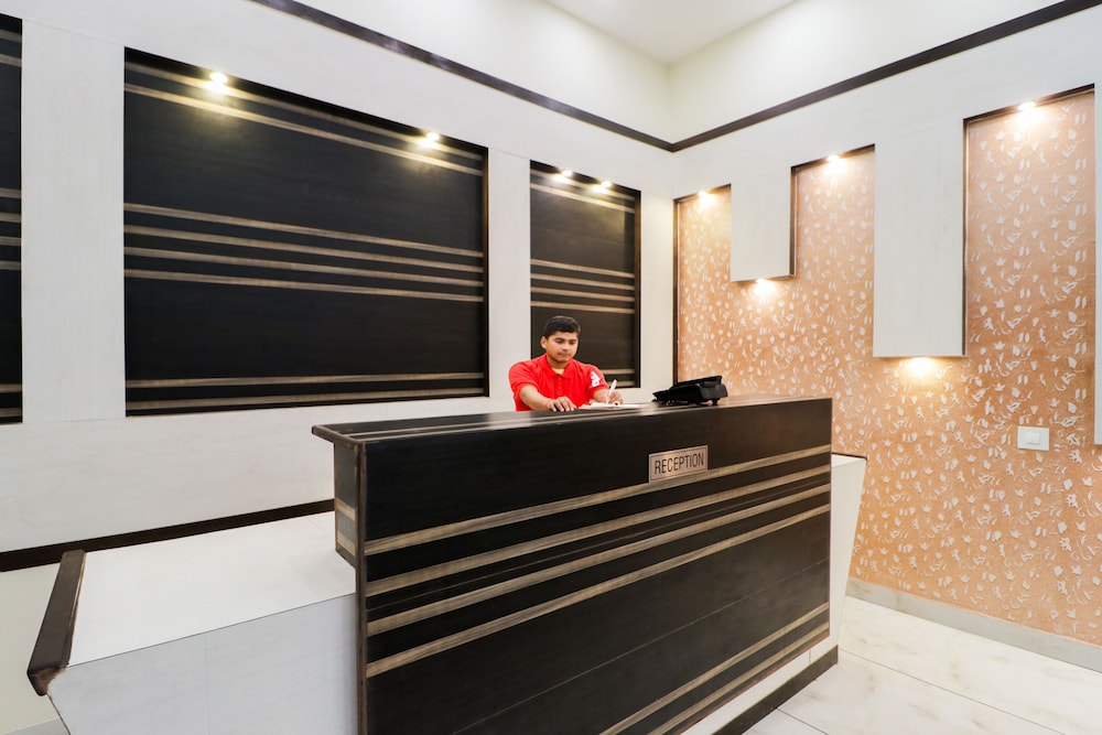 OYO 45917 Victoria Crossroads — hotel near Shaheed Bhagat Singh International Airport