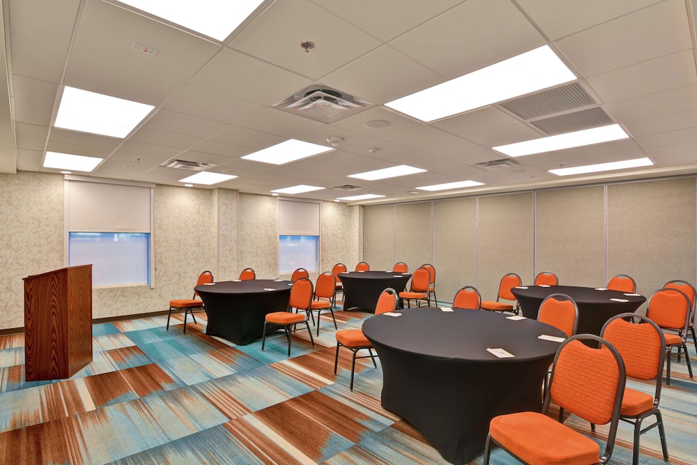 Home2 Suites by Hilton Las Vegas Strip South - photo 36