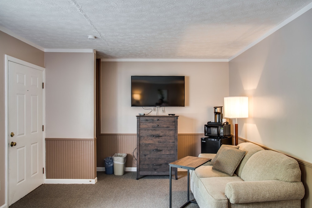 Boxwood Lodge - photo 23