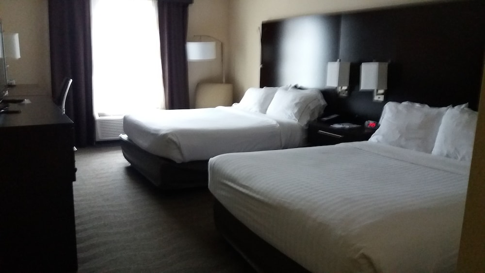 Holiday Inn Express Hotel & Suites Waterford by IHG - photo 23