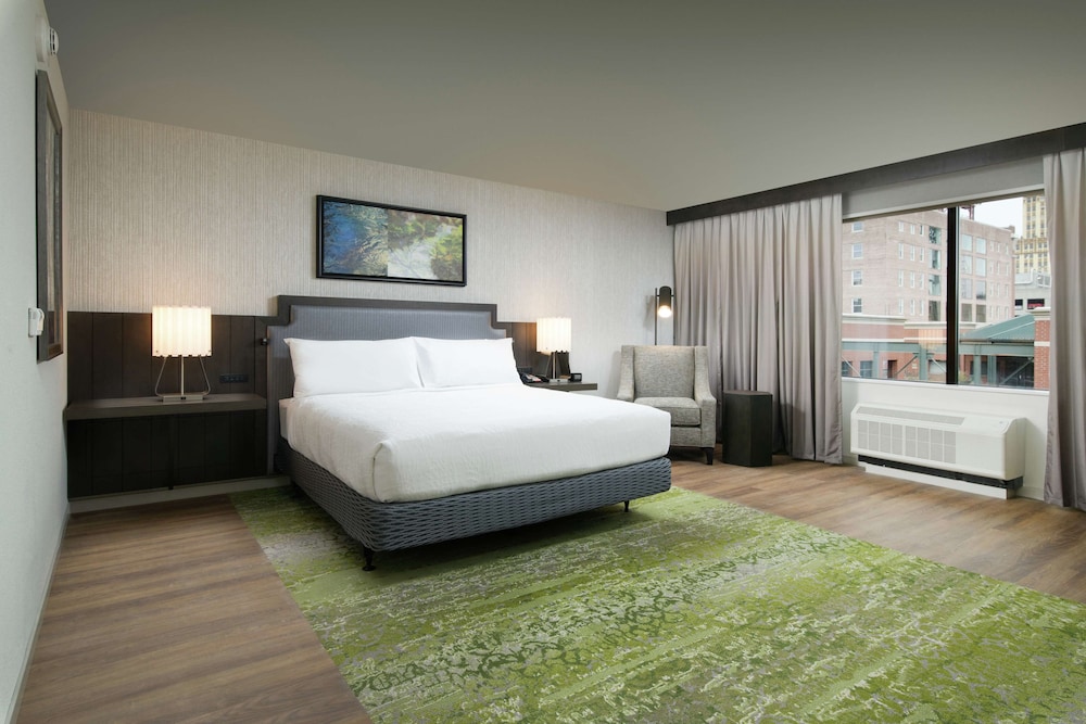 Hilton Garden Inn Memphis Downtown Beale Street - photo 8