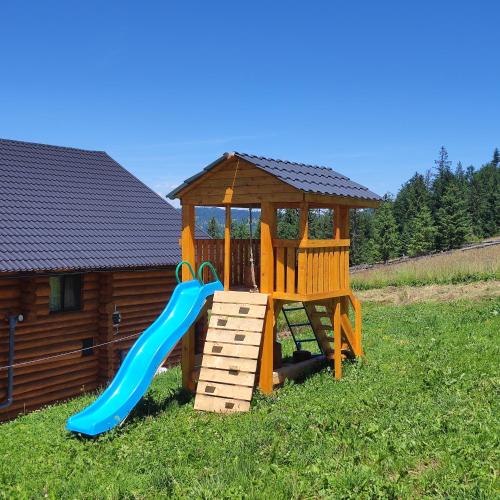 Cabana Colț De Munte in Garda De Sus, Romania