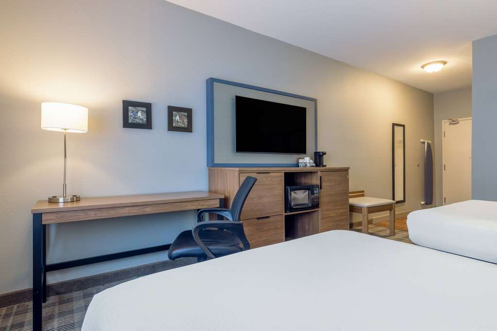 AmericInn by Wyndham Duluth - photo 34