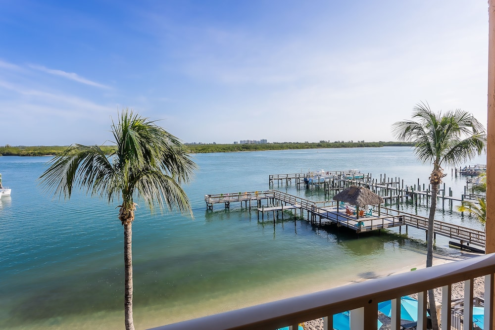 Hutchinson Island Hotel - photo 14