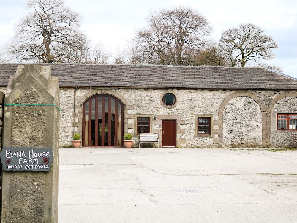 Number 3 - carbon neutral hotel in Buxton