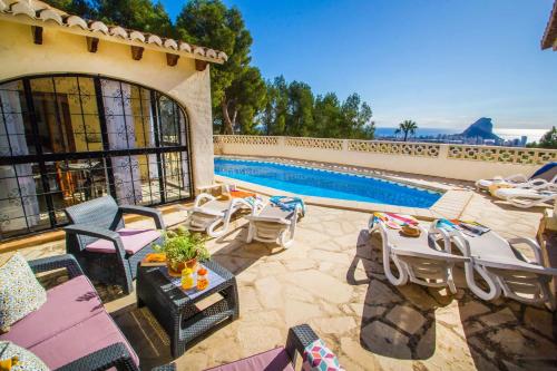 Villa Moskoa PlusHolidays — 4-Star Luxury Hotel in Calp, Spain
