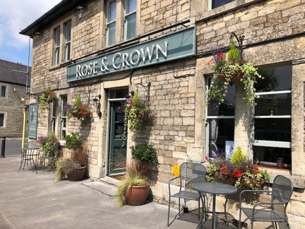 Rose And Crown - carbon neutral hotel in Bath