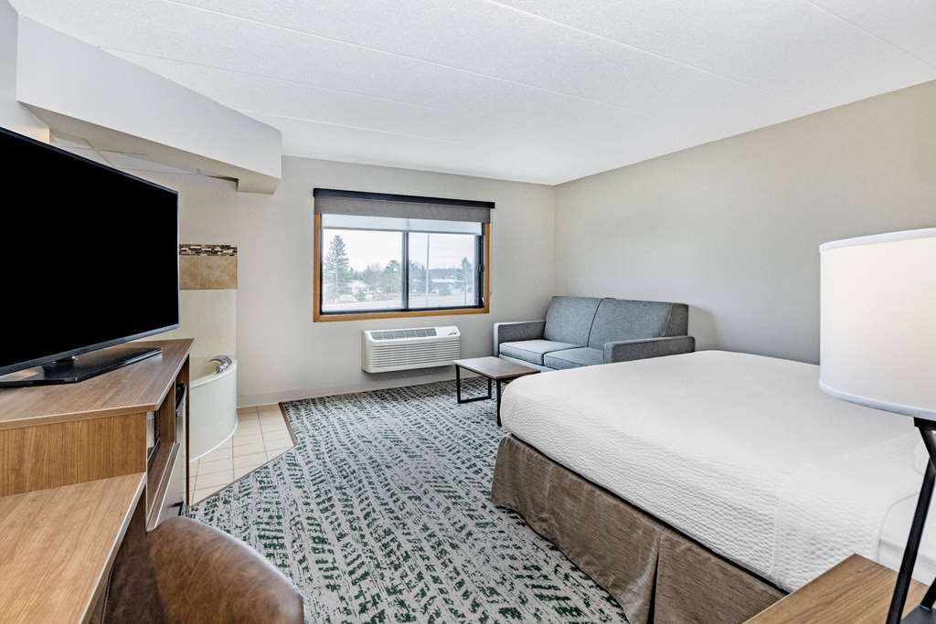 AmericInn by Wyndham Duluth South Black Woods Event Center - photo 26