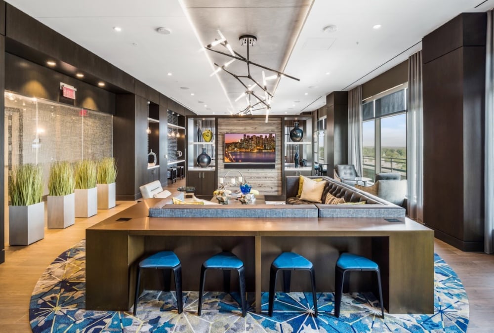 Bluebird Suites near Chevy Chase - photo 26