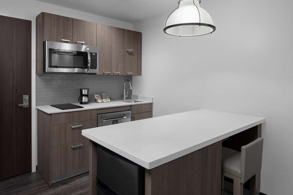 Hyatt House Lansing University Area - photo 49