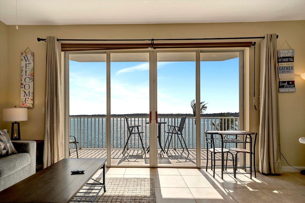 The BC Resort on the Water - photo 4