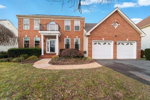 Beautiful Single Family Home — 4-Star Luxury Hotel in Sterling, United States
