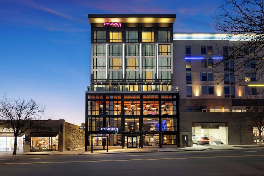 Moxy Asheville Downtown in Asheville, United States