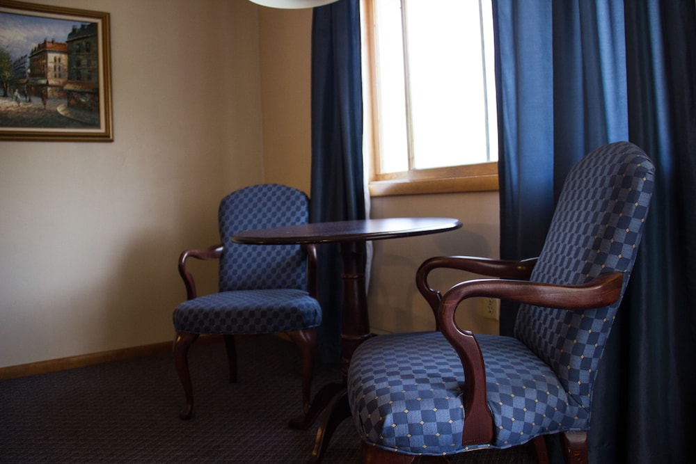 Fran Cove Motel - photo 16