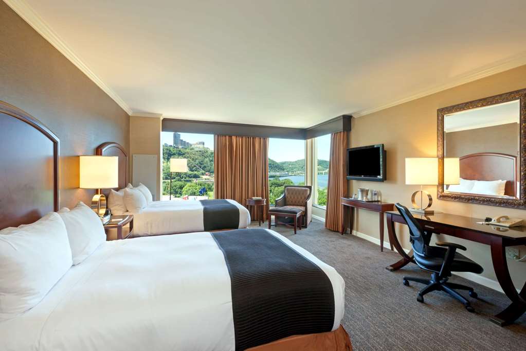 Wyndham Grand Pittsburgh Downtown - photo 16