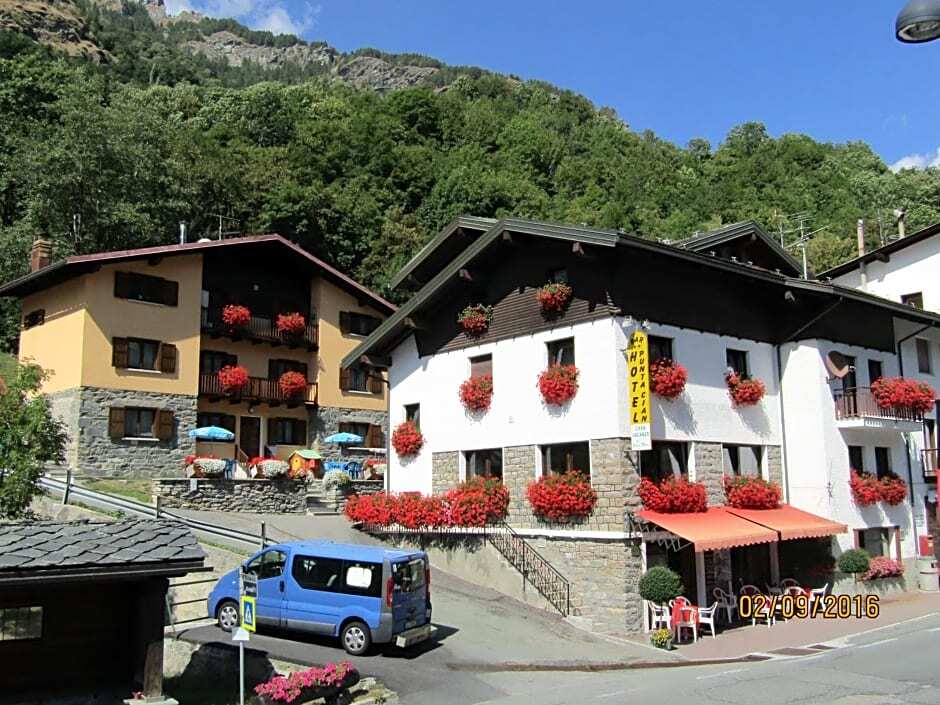 Hotel Punta Cian in Valtournenche, Italy