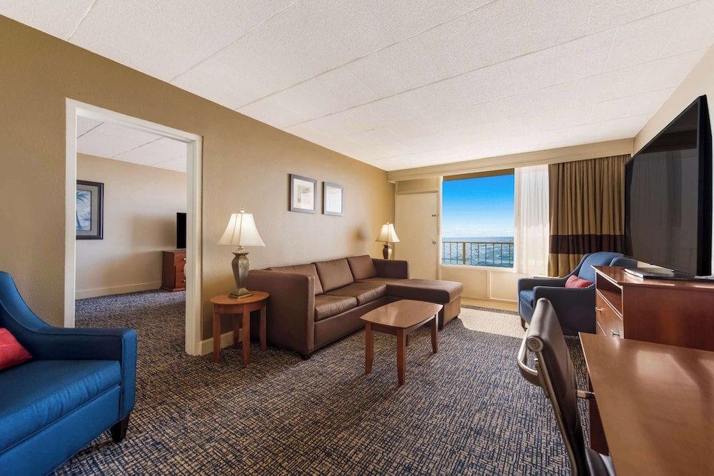 Comfort Inn South Oceanfront - photo 36