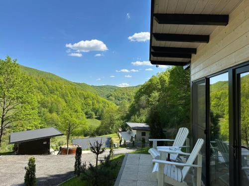Cabanele din Valea Ursului - last minute hotel in Barsana