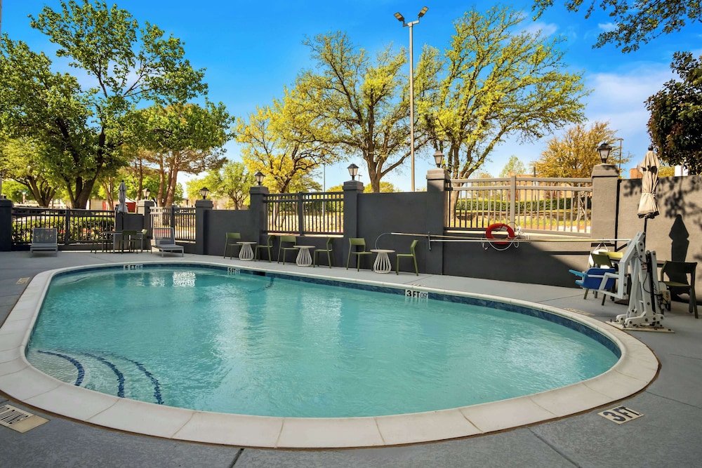 Comfort Inn Grapevine Near DFW Airport - photo 25
