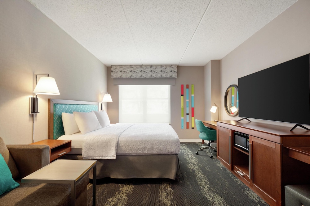 Hampton Inn Deadwood at Tin Lizzie Gaming Resort - photo 9