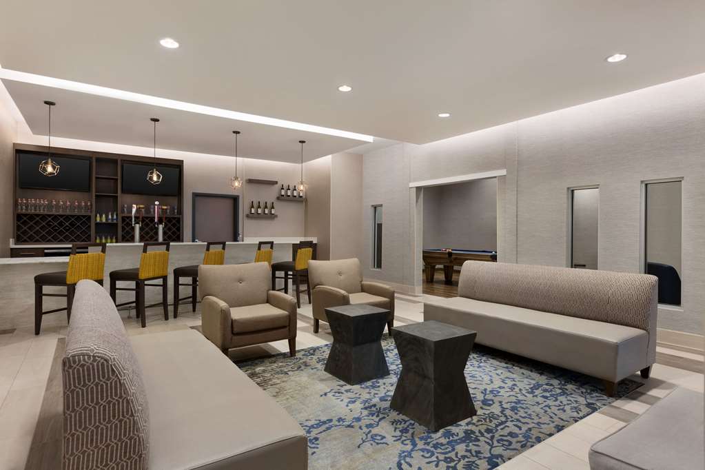 La Quinta Inn & Suites by Wyndham Rock Hill - photo 10