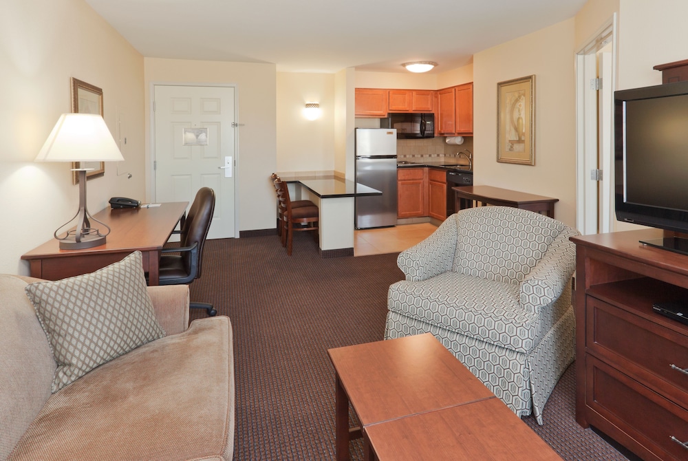Staybridge Suites Rocklin Roseville Area an IHG Hotel - photo 2