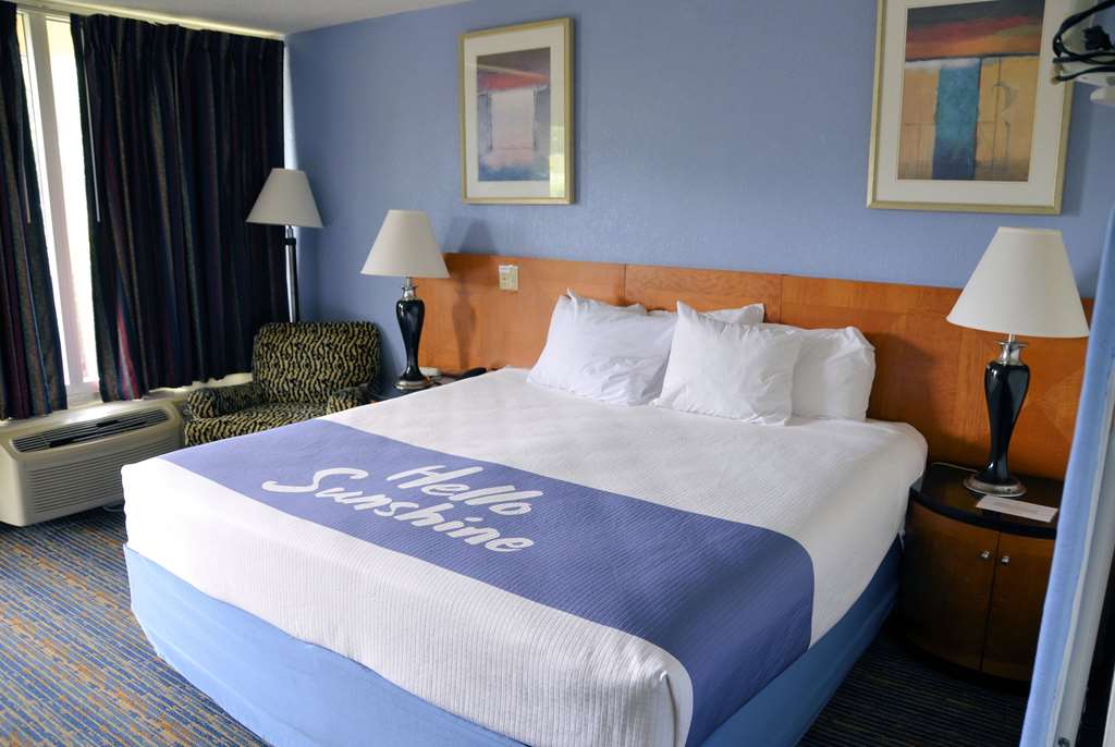 Days Inn by Wyndham Luray Shenandoah - photo 36